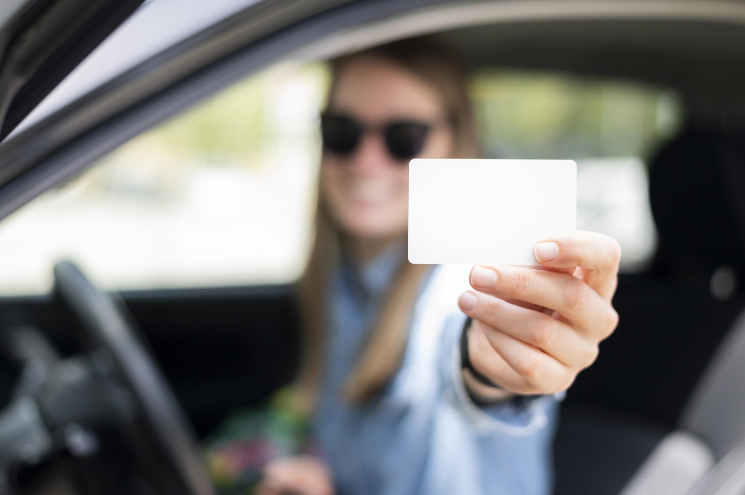 Chica con la recuperar puntos carnet Pamplona